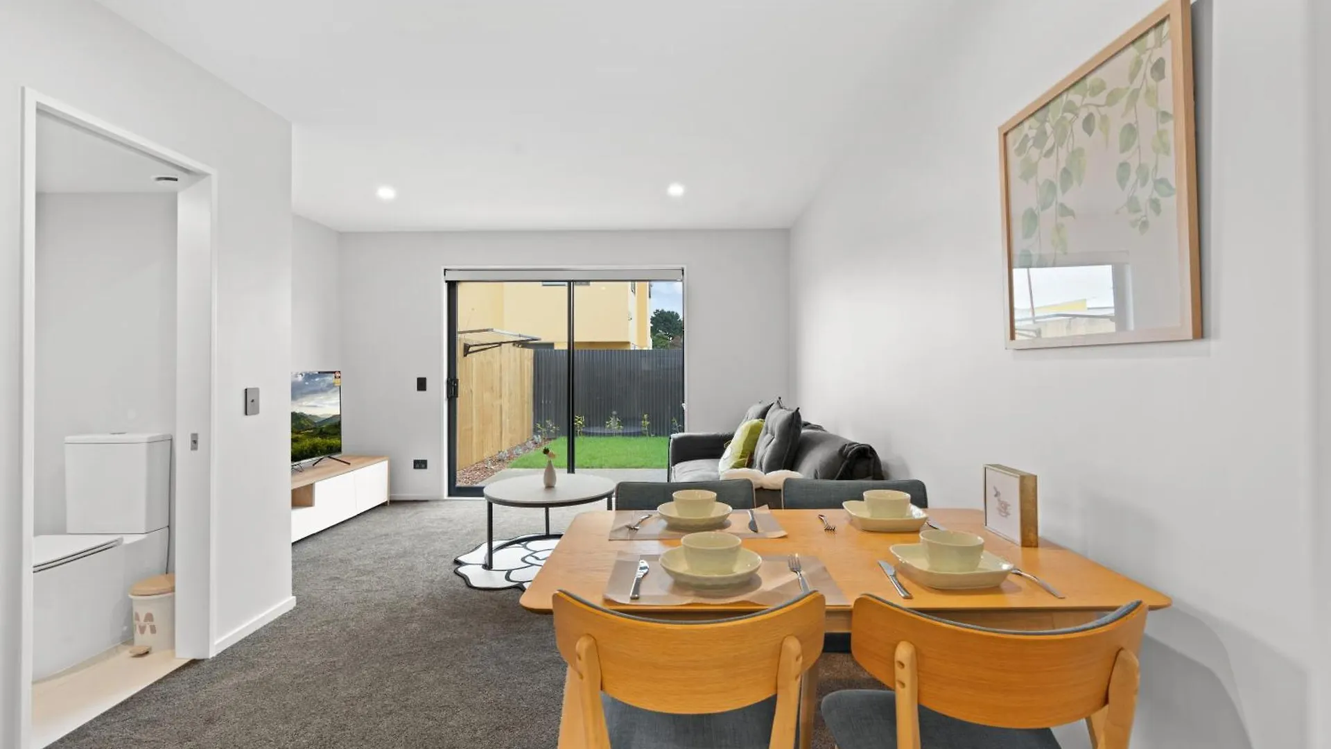 Lovely 2Br Home Close To Center Крайстчёрч